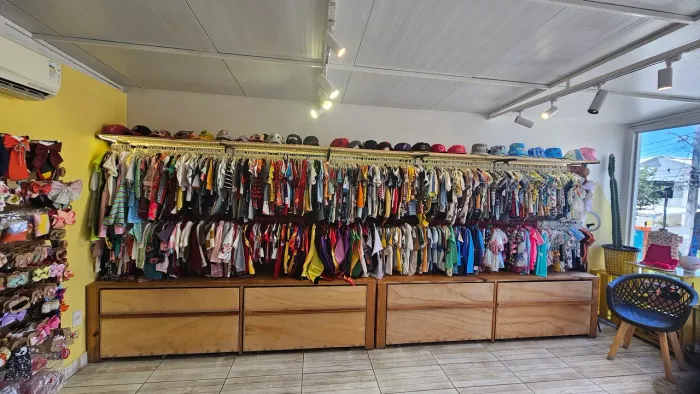 Conjunto de Móveis completos para loja ou closet