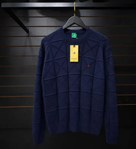 Para vcs que gosta de está sempre elegantes e no estilo com os suéter minimalista 