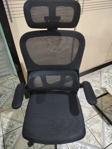 Cadeira de Escritório Ergonômica FivDaily C600 Preta, com Apoio de Cabeça e Suporte Lombar