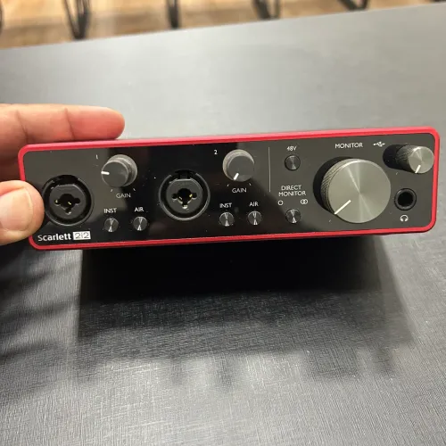 Focusrite 2i2 terceira geração