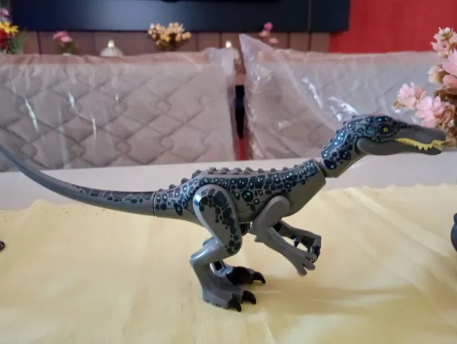Barionyx Lego Jurassic world brinquedo