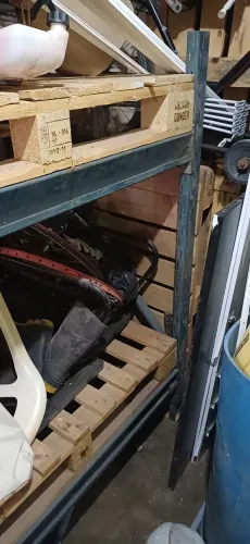 Porta paletes em.bom estado .