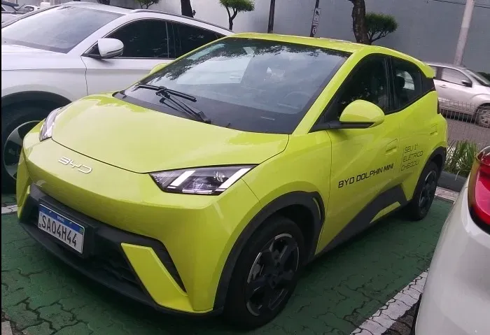 BYD Dolphin Mini (Elétrico) 2025