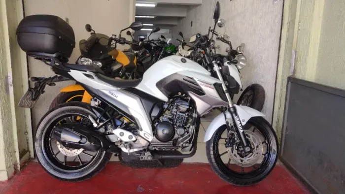 Yamaha Fz 25 250 Fazer ABS flex 2019 branca COM APENAS 47.000KM E GARANTIA TOTAL
