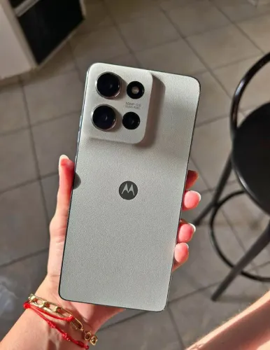 Troco Moto G75 5G em iPhone 12 ou 12 pro