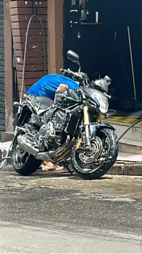 Hornet 600
