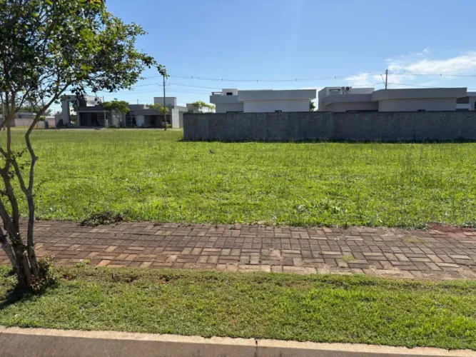 Terreno à venda, Condomínio Iguaçu - Foz do Iguaçu/PR