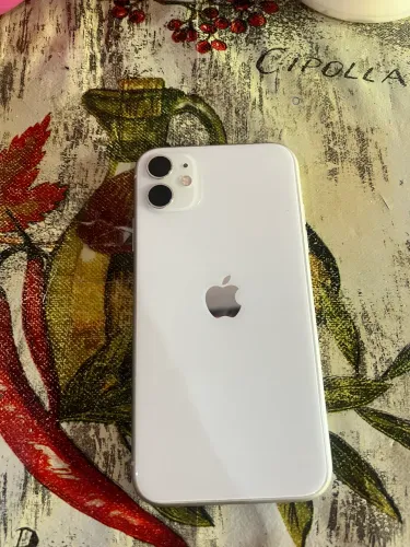 iPhone 11 64 GB