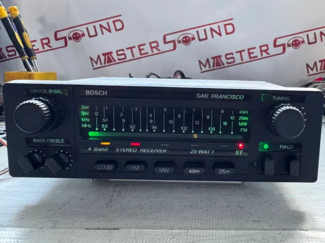 Auto radio Bluetooth bosch SAN Francisco seminovo impecável na oferta só 699,00