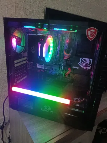 PC Gamer + Monitor