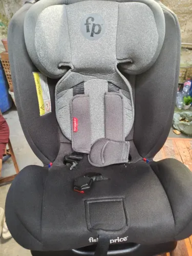 Cadeirinha infantil dobrável