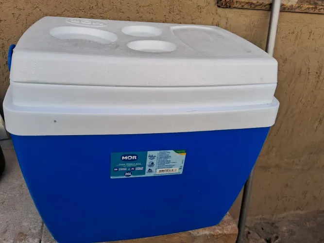 Vende se coler usado apenas uma vez
