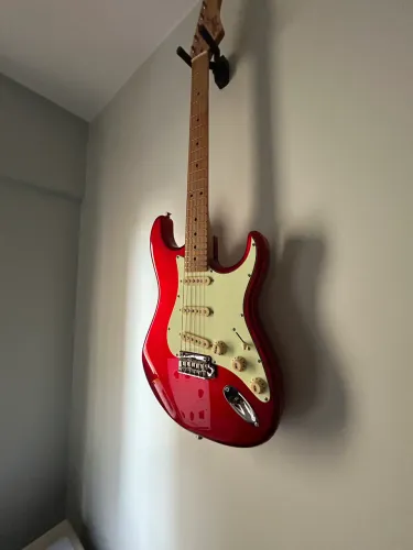 Guitarra tagima T635