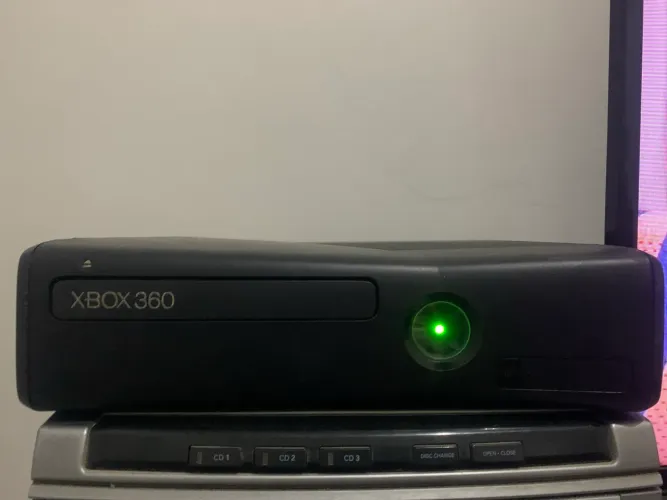 XBOX 360 COM 150 JOGOS