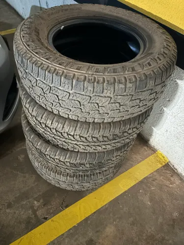 VENDO PNEUS 245/70 R16 ALL TERRAIN