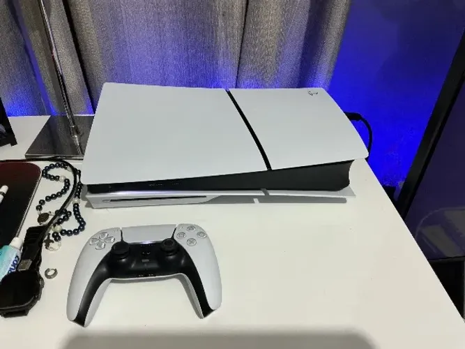 PS5 1TB COM LEITOR DE DISCO