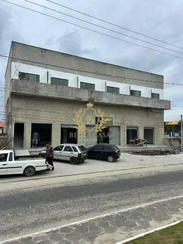 Loja ampla para locação no Trevo de São Vicente Parque Hotel, Araruama/RJ