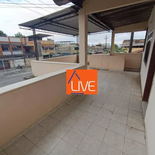 LIVE VENDE: Excelente sobrado, com 158,40m², o imóvel pode ser transformado em ponto comer