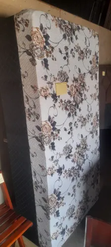Cama box
