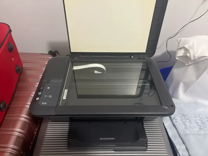 Impressora Multifuncional HP Deskjet F2050 