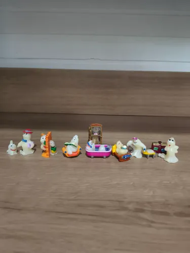 Fantasminhas Kinder ovo anos 90, raridade ideal para colecionadores. Contém 8 unidades.