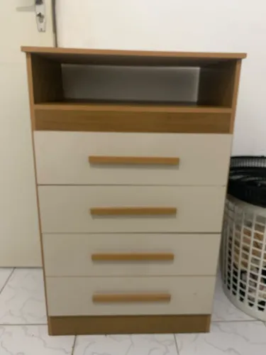 Vendo Cômoda 