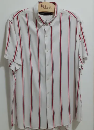 Camisa Masculina Listrada Manga Curta off White 