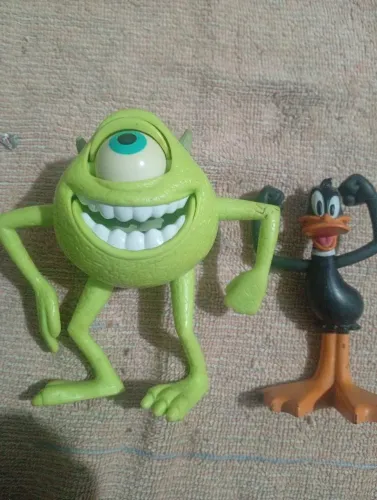 Mike wazawski e Patolino coleção