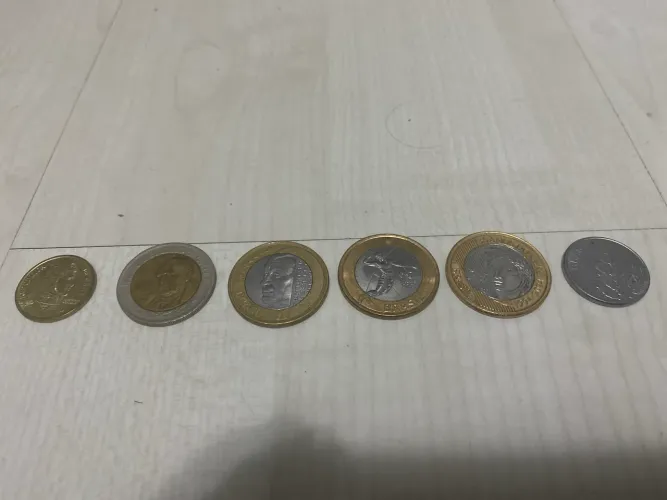 Lote de moedas extremamente raras