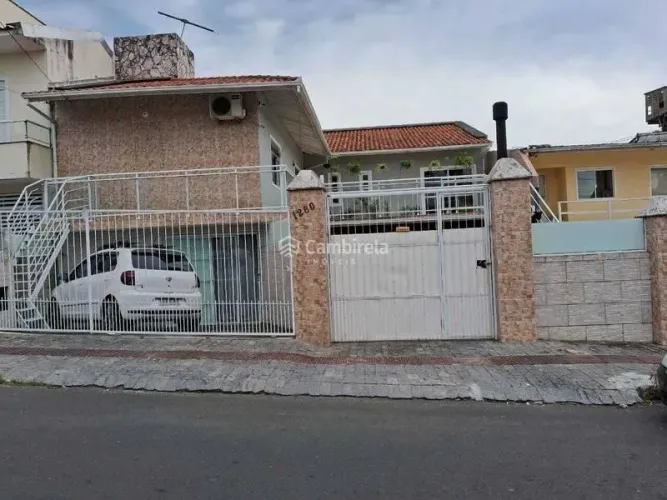 Casa à venda em Serraria, São José/SC