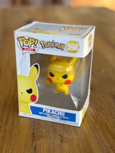 Funko Pop! Pokémon Pikachu #598 Original
