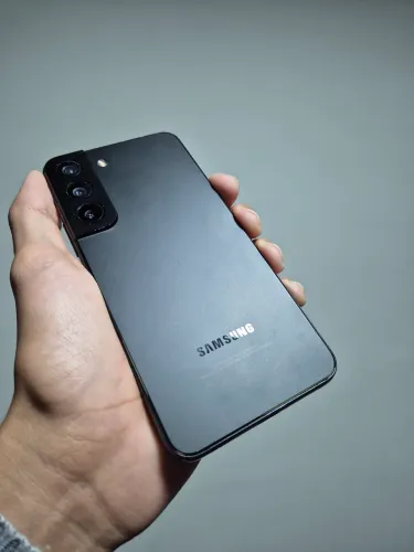 Samsung S22 256GB - Preto