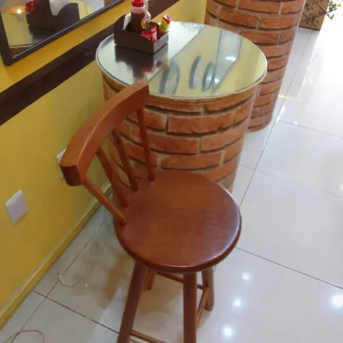 MESA EFEITO POÇO INFINITO/ 2 BANQUETAS