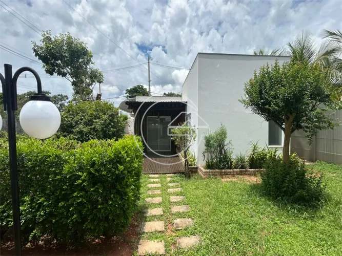 ALUGA-SE Residência NO SANTA GERTRUDES - MARÍLIA/SP