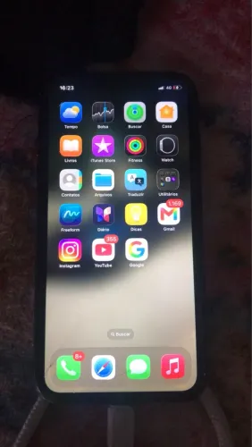 Vende-se iPhone 11 todo original