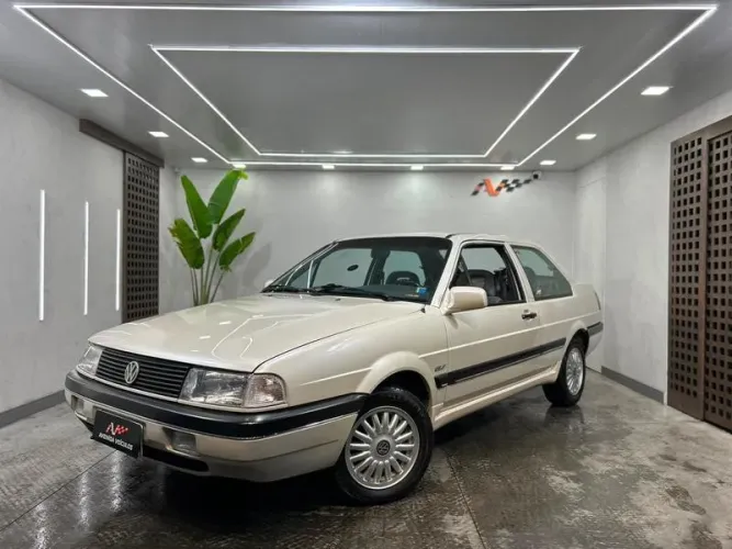 Volkswagen Santana Glsi / GLS 1.8/ 2.0 (álcool) 1994
