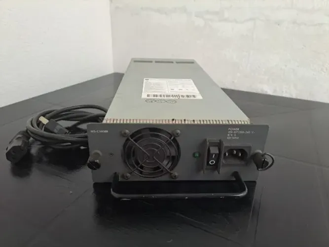 Fonte de alimentação CISCO WS-C5008B