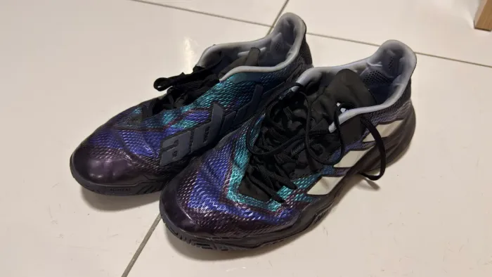 Tênis Adidas Barricade - O Tanque de Guerra das Quadras!