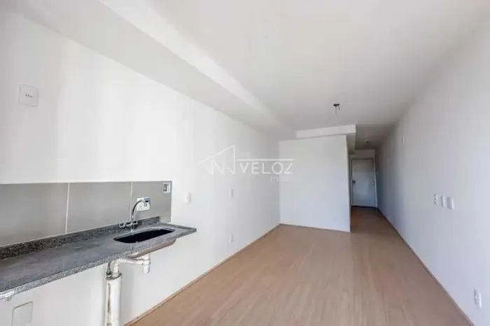 Apartamento : / Residencial / Centro
