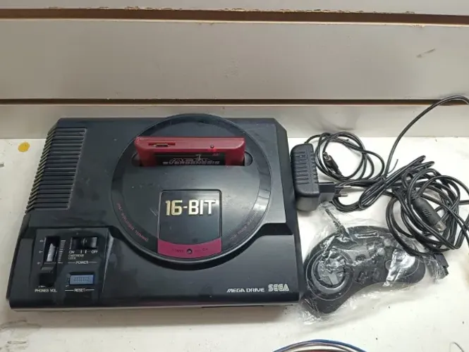 Console Sega Mega Drive 1 Japones Haa2150 Palm Com Everdrive (Usado)