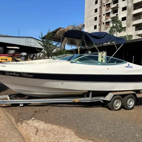 Lancha Ventura 23 Pés 2005 - Mercury 225 HP - Ótimo estado. Pronta para uso.