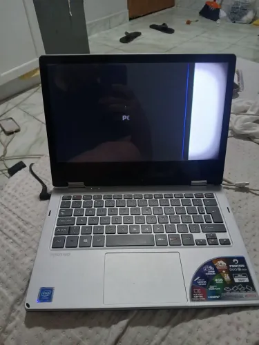 Notebook touch-screen da positivo com defeito