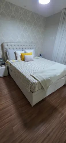 Cama bau queen