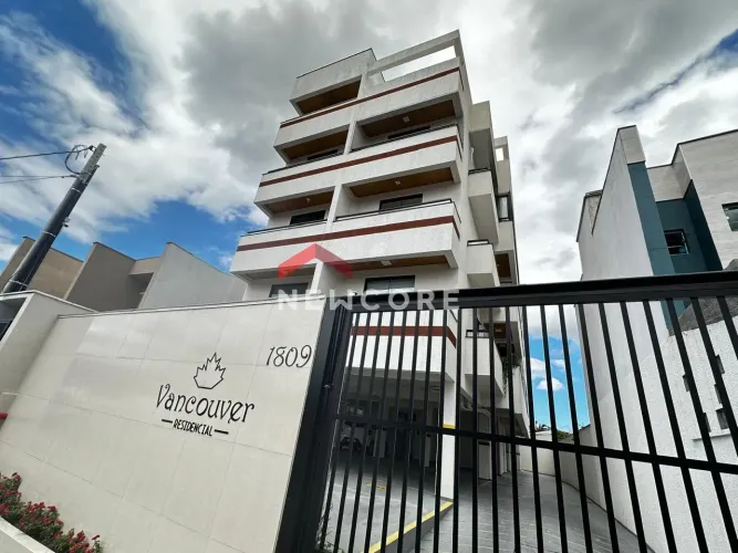 Cobertura em Rua Miosotes - Fátima - Joinville/SC