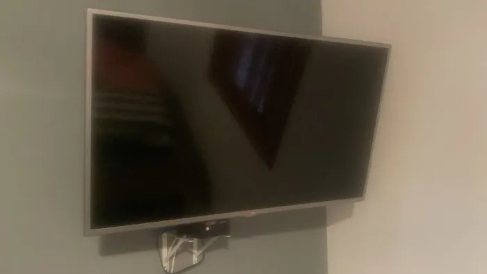 Vendo Tv LG 39 polegadas ( não é smart)