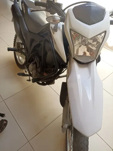 VENDO NXR BROS 160 BEM NOVINHA
