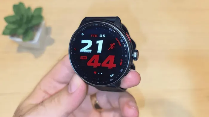 Smartwatch Bettdow FB050 com GPS e Conectividade com Strava