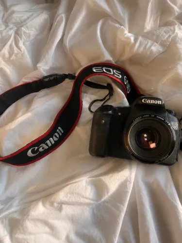 Canon EOS 60D + Lente 50mm f/1.8 | Kit Completo
