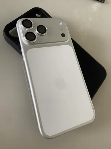 Iphone 17 pro max prata Bateria 100%