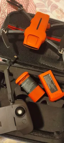 Drone mini fimi 3 K4 completo com uma bateria nova.